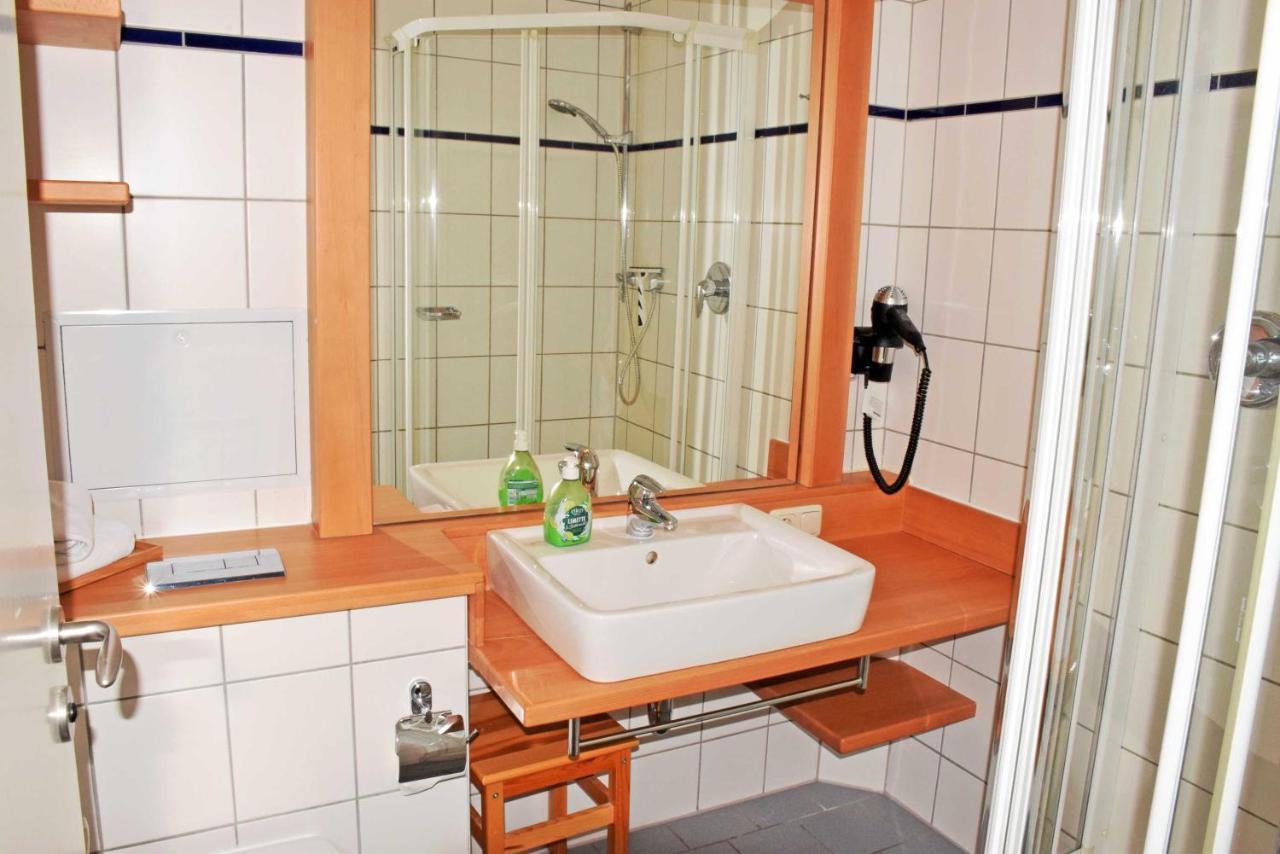 Fewo Mit Balkon Und Strandkorb 03 Sellin  Екстериор снимка
